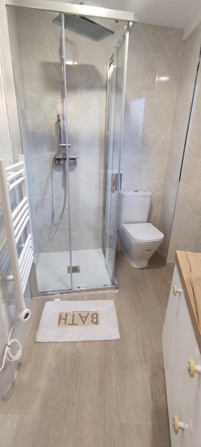 Precioso Apartamento De 1 Habitacion O Barco de Valdeorras Bagian luar foto