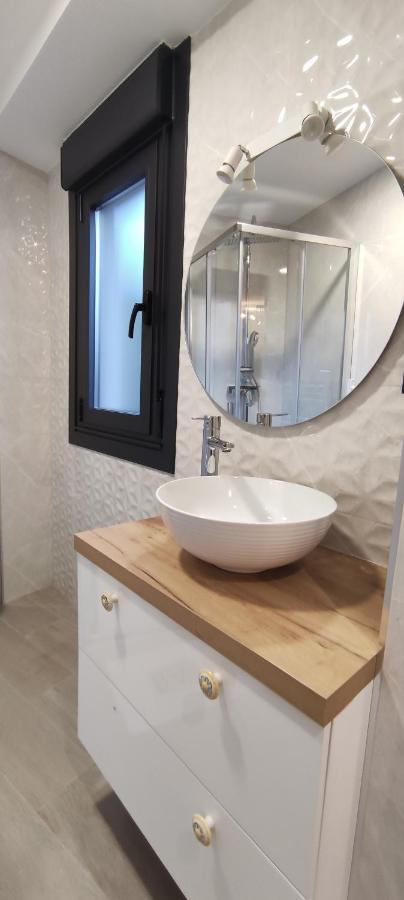 Precioso Apartamento De 1 Habitacion O Barco de Valdeorras Bagian luar foto
