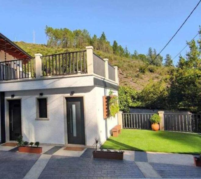 Precioso Apartamento De 1 Habitacion O Barco de Valdeorras Bagian luar foto